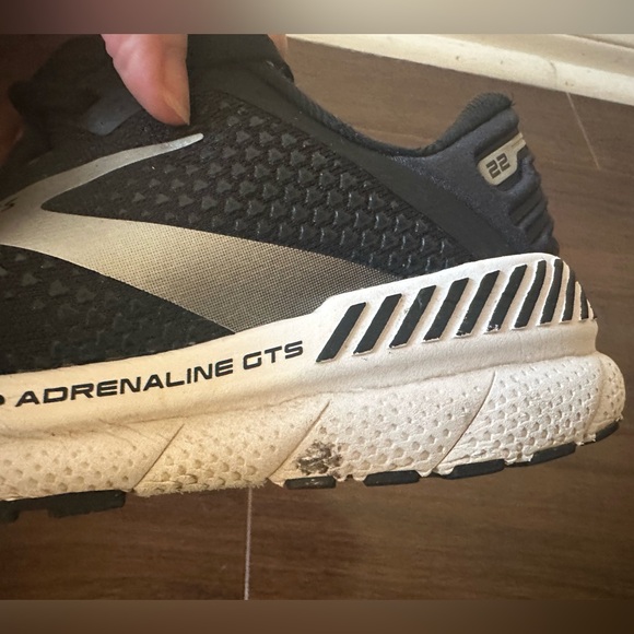 Brooks Adrenaline GTS22 Running Shoes Sz 8 - Picture 8 of 15